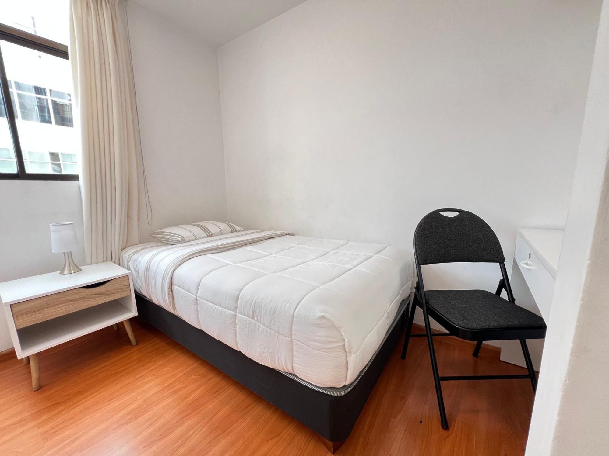 Elegant In Washington 1789, Center Apartment