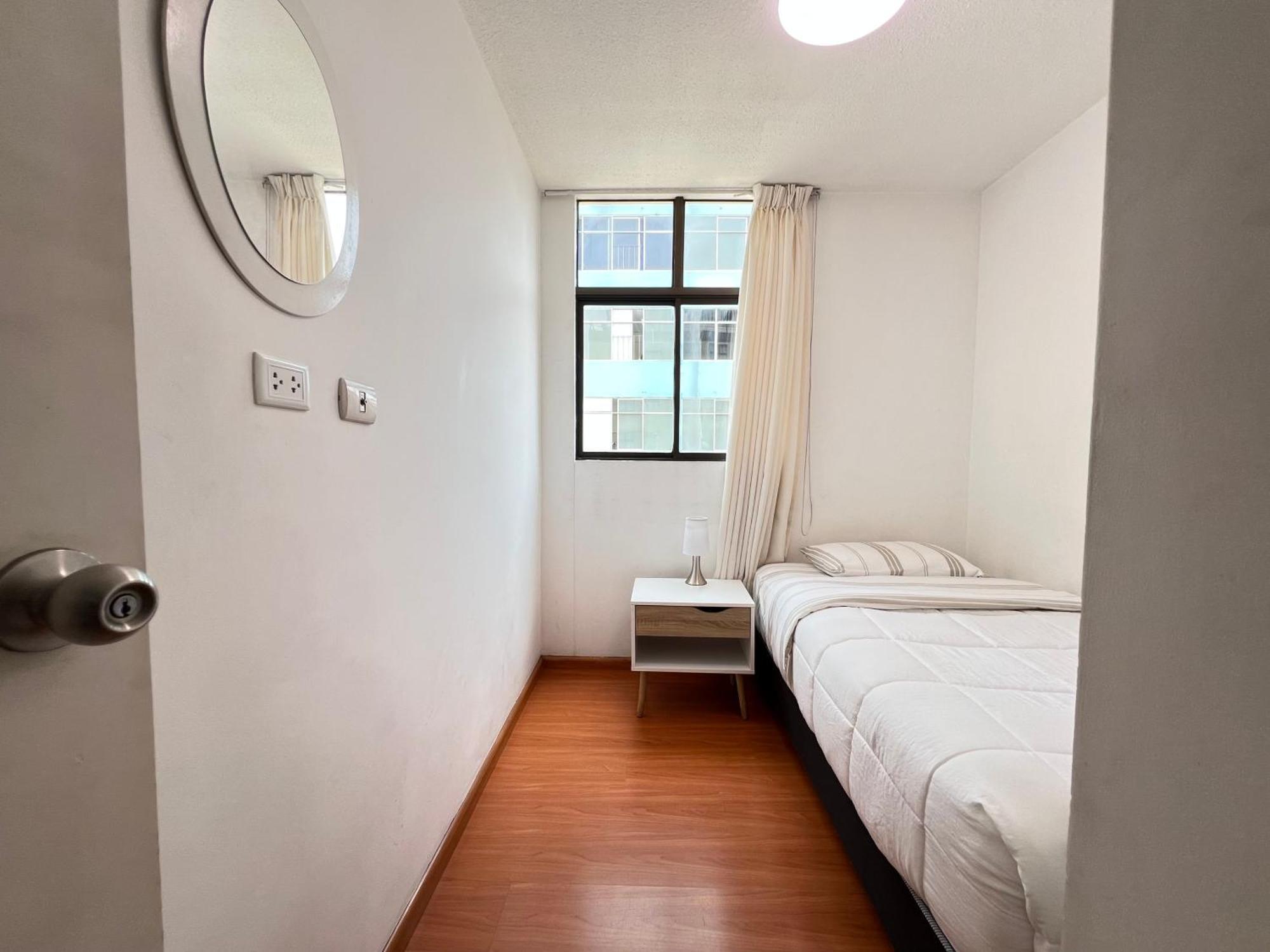 Modern Family In Lima! Speedy Wifi! Apartment *