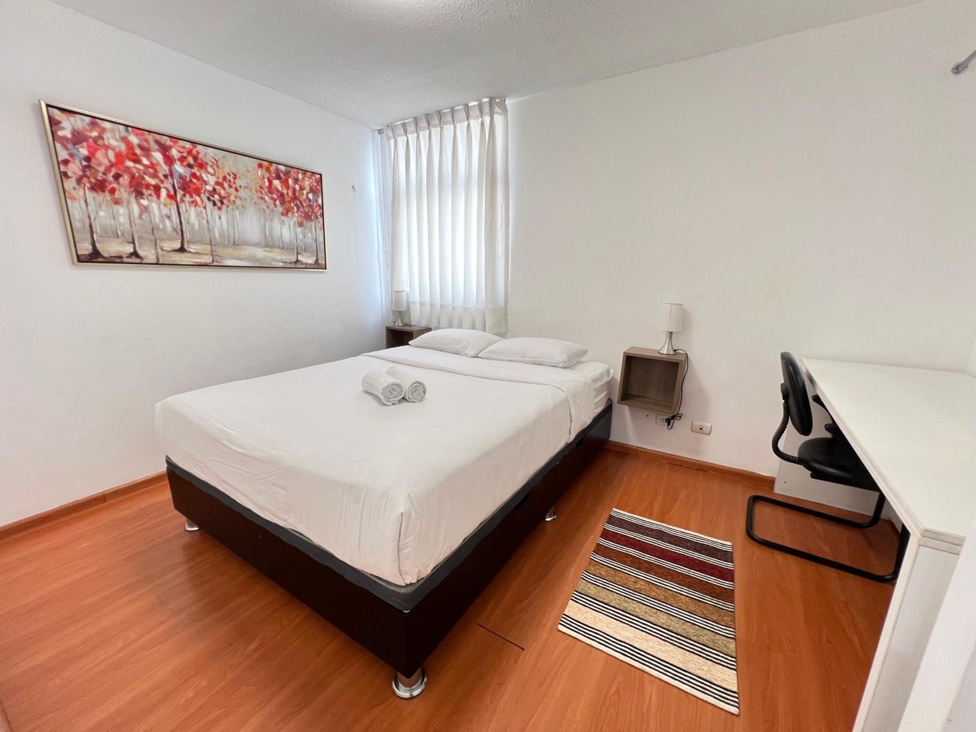 Elegant In Washington 1789, Center Apartment
